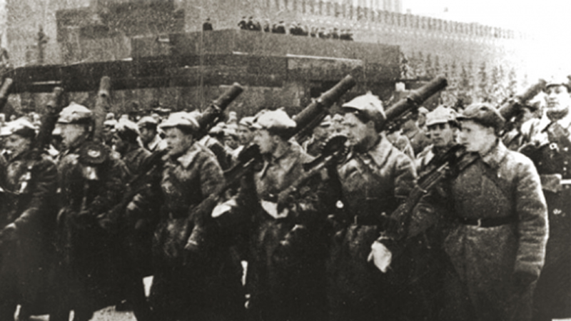 Как Москва встречала солдатов Рейха