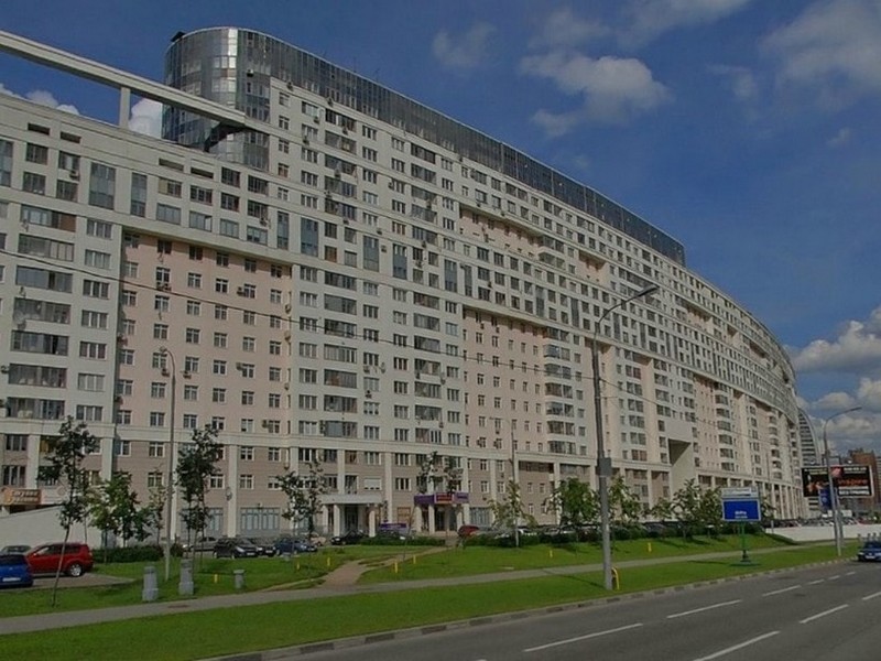 10 самых длинных домов в России