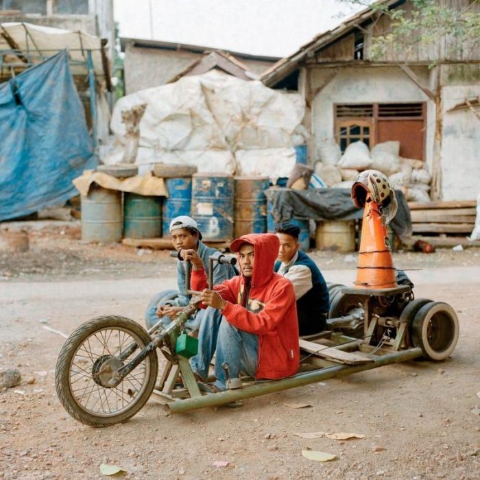 Безумные модификации скутеров Vespa в Индонезии