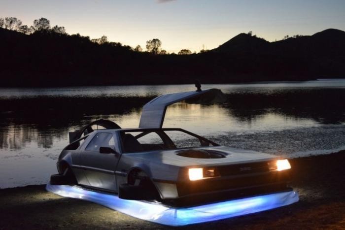 Судно на воздушной подушке, которое выглядит как DeLorean DMC-12 Судно на воздушной подушке, которое выглядит как DeLorean DMC-12 судно, двигатель, DeLorean, установлены, воздушной, подушке, которое, выглядит, также, «Назад, будущее», только, чтобы, стекла, ветровое, стекло, создатель, решил, скорости, сделать