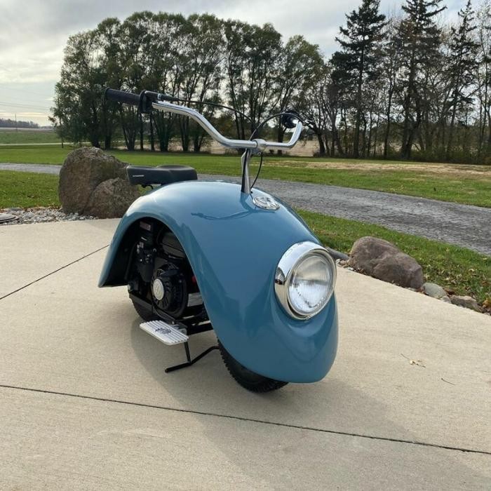 Изобретатель создал минискутер в стиле Volkswagen Beetle