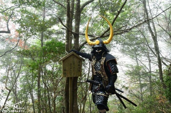 Необычный самурай - путешественник во времени