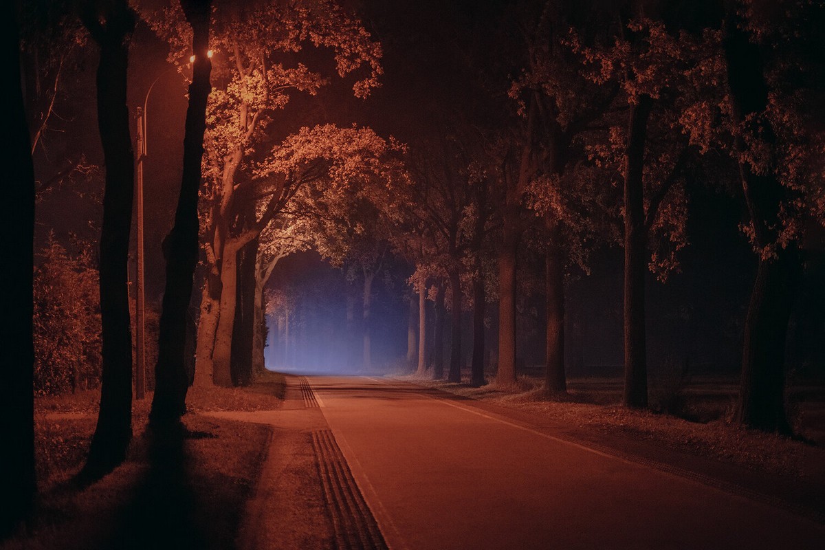 Мрачные пейзажи пустынных улиц от Пьера Путмана