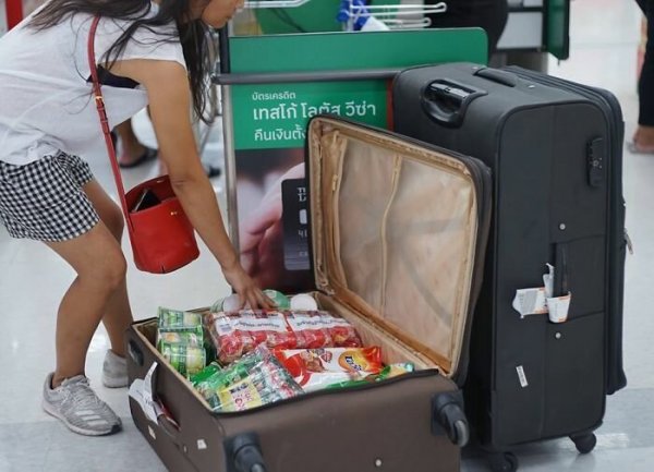 Магазины Таиланда начали отказываться от пластиковых пакетов пакетов, пластиковых, пытаются, Таиланда, жалуются, Запрет, магазине, сетях, социальных, покупатели, здорово, понимают, Очень, пакеты, справиться, загрязнения, мусора, проблемой, выдают, новой