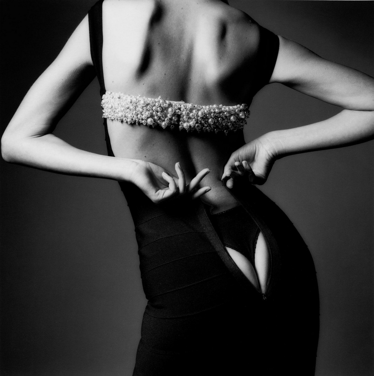 Классические фотографии женщин со спины от мастеров