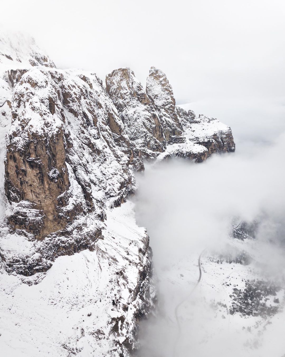 Зимние пейзажи и путешествия на снимках Эрика Рейнхарта