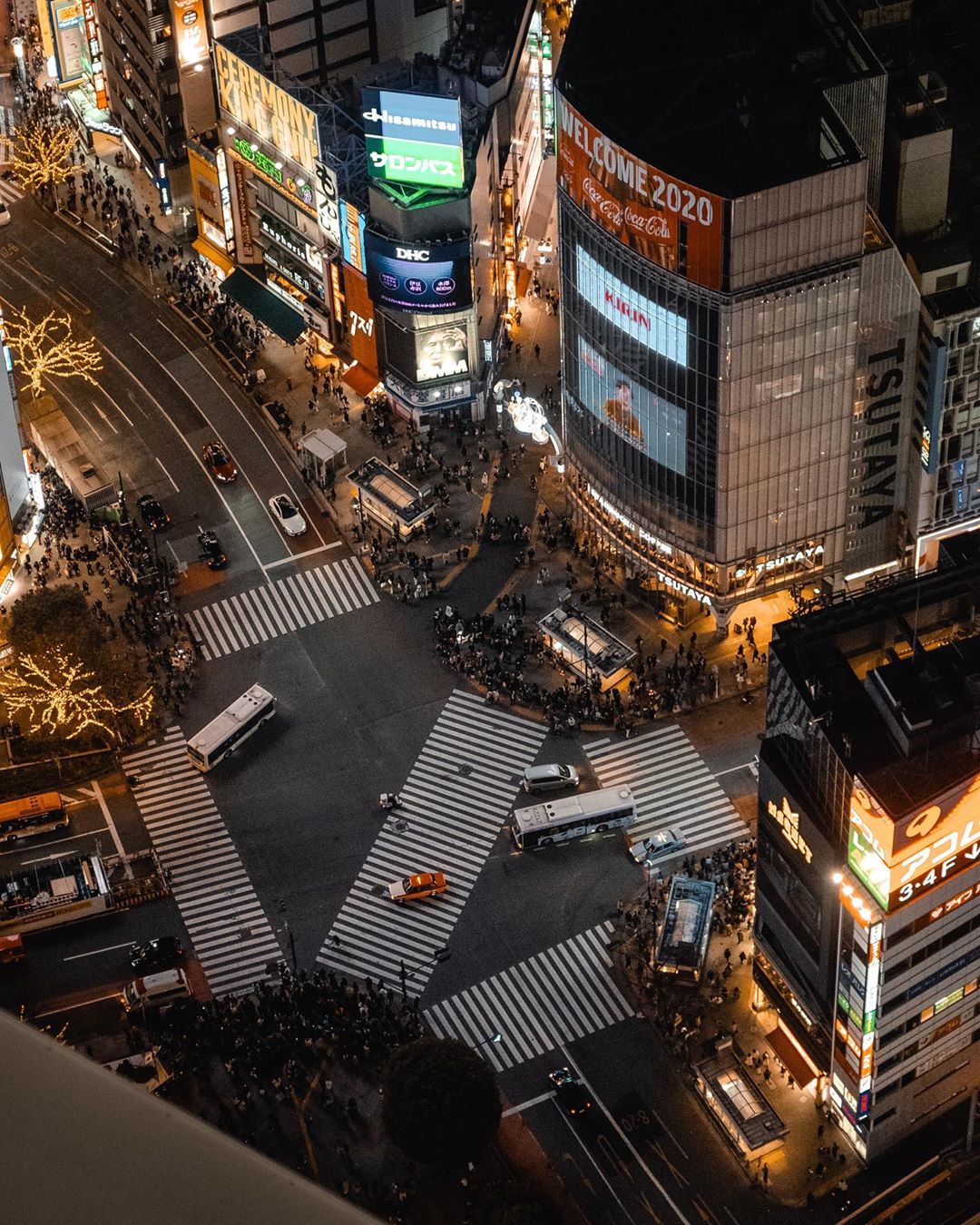 Улицы Японии на удивительных снимках Бена Ричардса