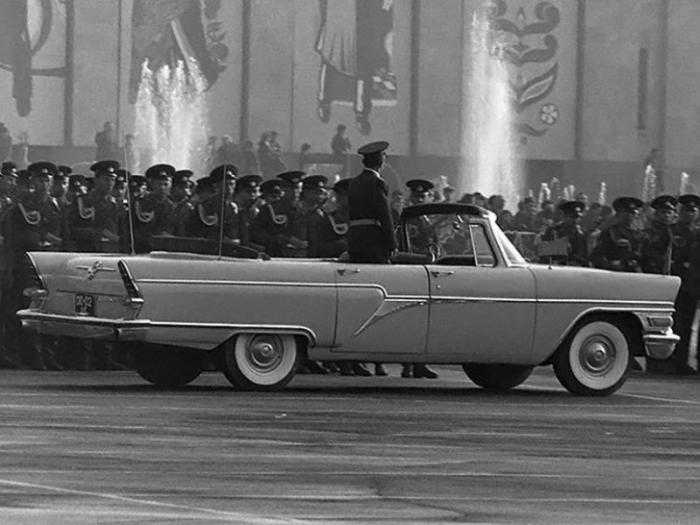 Правда и мифы о Чайке - советском автомобиле мечты