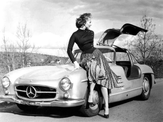 Роскошная Софи Лорен и ее Mercedes-Benz 300SL