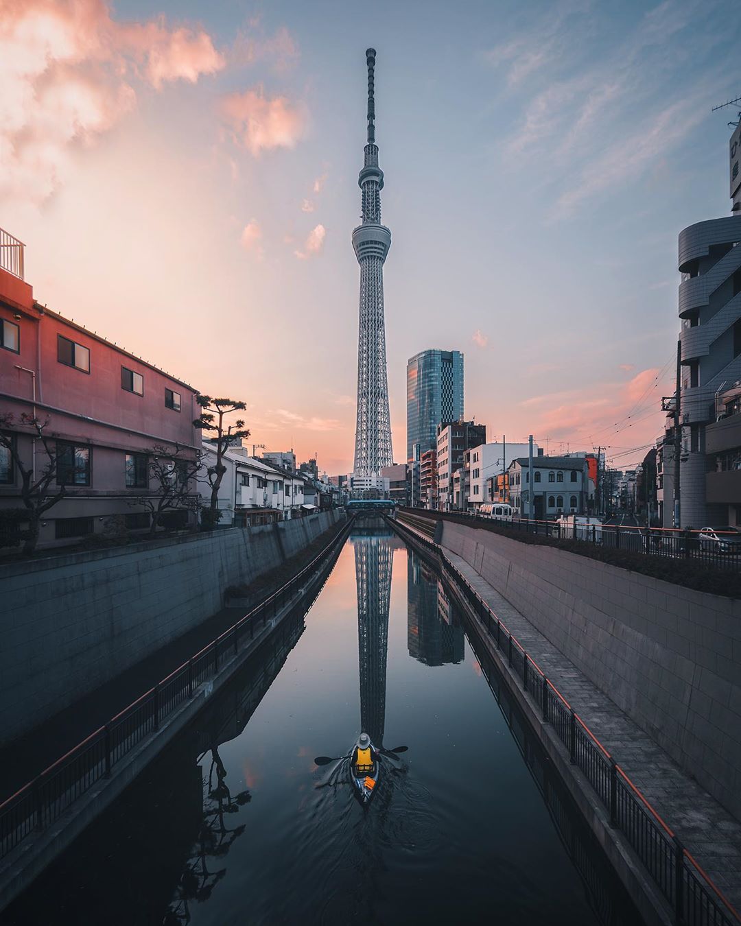 Архитектура и улицы Японии на снимках Джеймса Такуми Шегуна