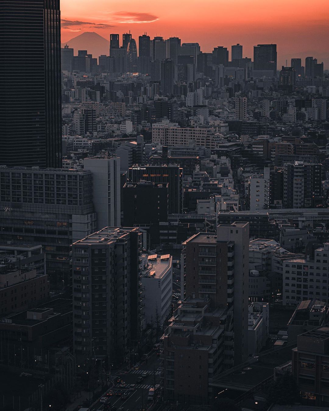 Архитектура и улицы Японии на снимках Джеймса Такуми Шегуна
