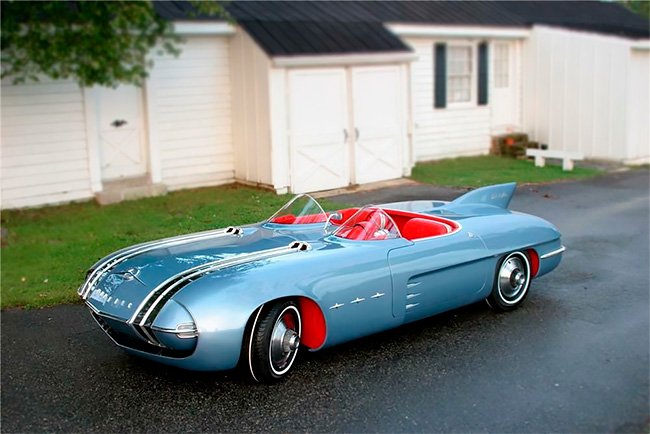 Концепт-кар Pontiac Club De Mer 1956, вдохновленный реактивным веком