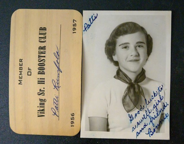 Капсула времени - сумка школьницы, потерянная в 1960-х годах в США