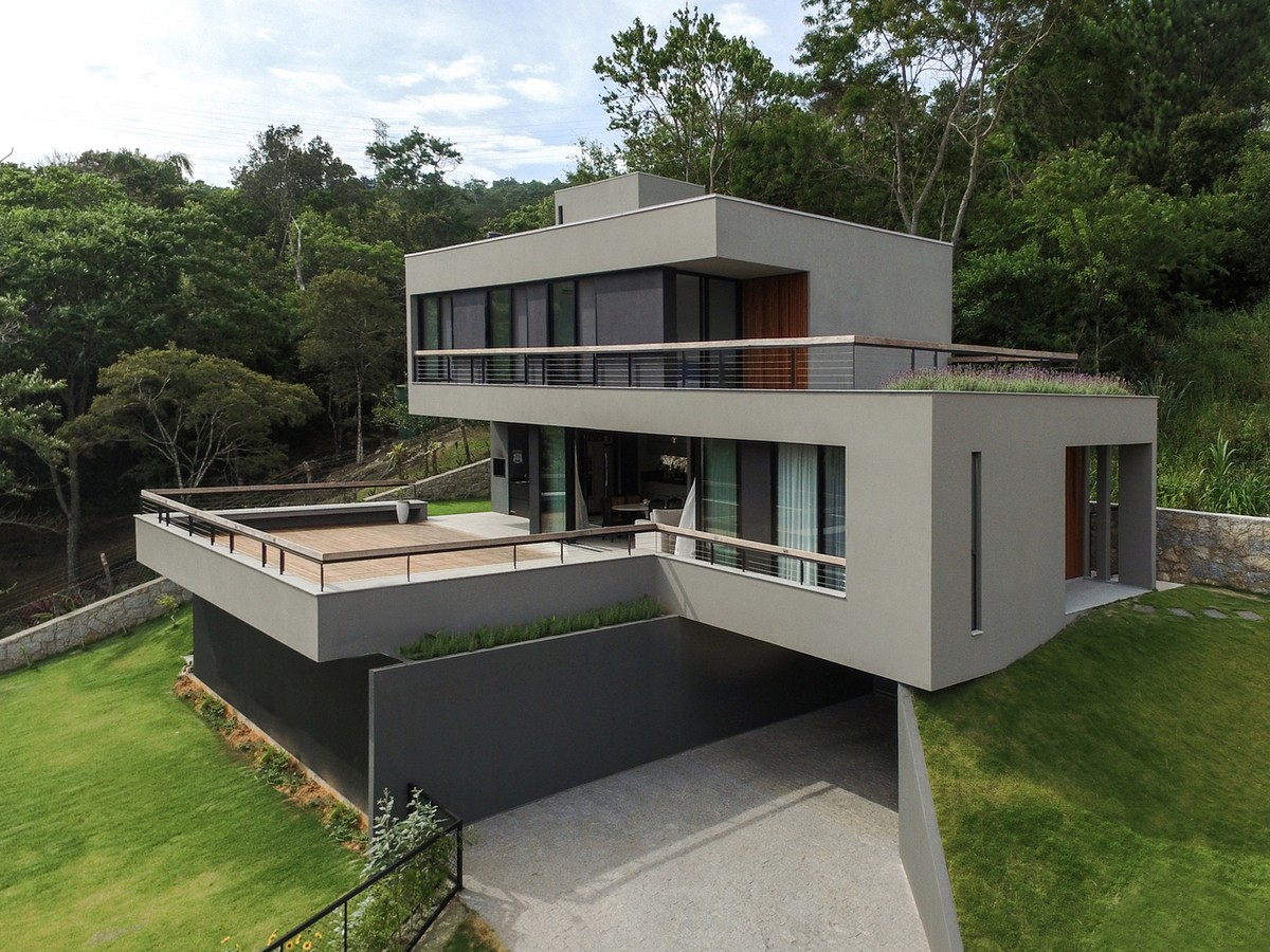 Проект семейного дома на холме в Бразилии