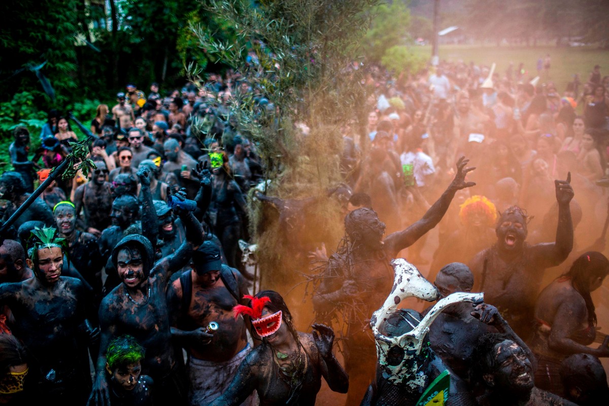 Вечеринка грязи в Бразилии
