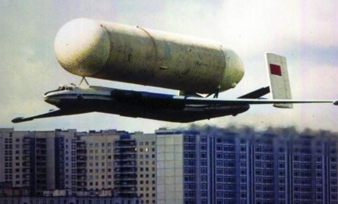 Секретный самолет СССР для перевозки огромных объектов