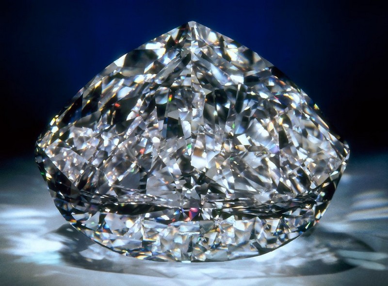 Самые большие среди бриллиантов мира