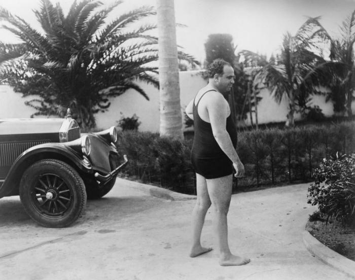 Кадиллак со шрамом: Аль Капоне и его роскошный броневик