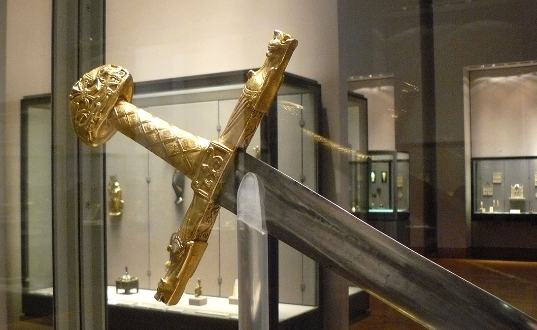 Легендарные мечи в истории человечества