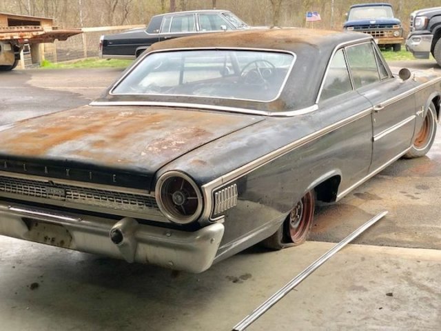 Ford Galaxie 1963 года, который долго пробыл в карьере