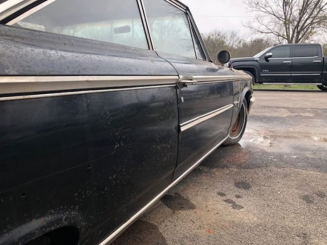 Ford Galaxie 1963 года, который долго пробыл в карьере