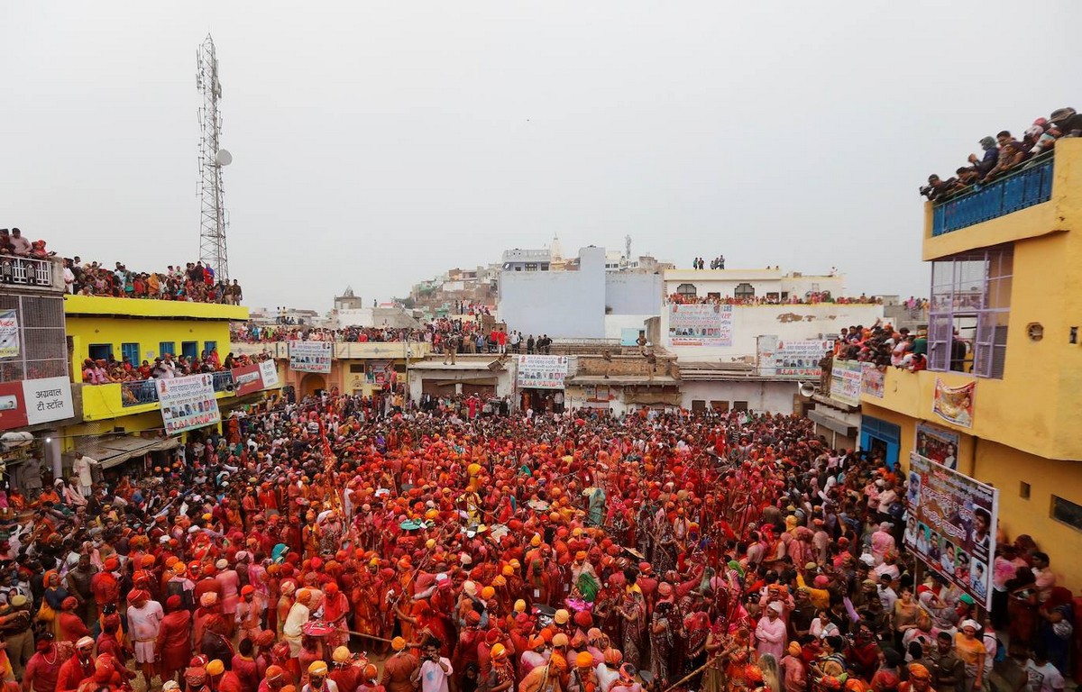Ежегодный индуистский фестиваль весны Холи в Индии