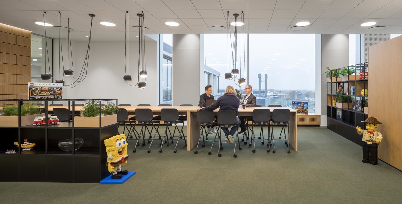 Офис компании LEGO в Дании