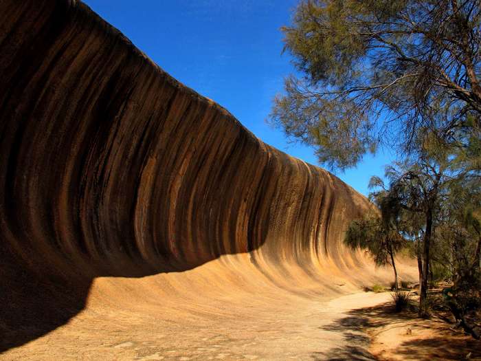 Застывшая каменная волна в Австралии