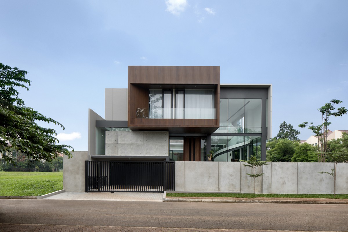 Яркий эффектный дом в Индонезии