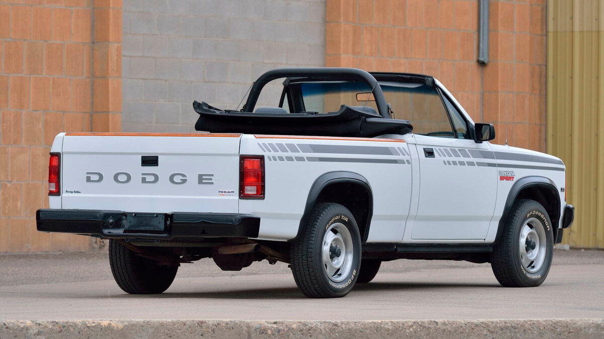Пикап Dodge Dakota Sport Convertible 1989-1991 с откидной крышей