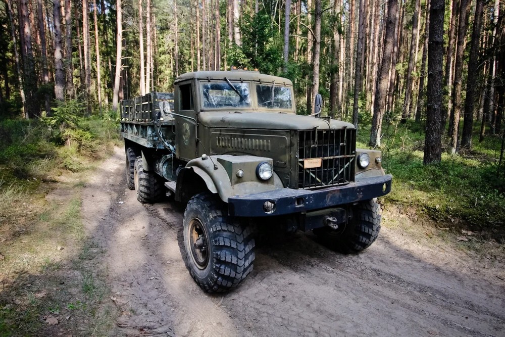 Легендарные грузовики СССР, которые вошли в историю Авто/Мото