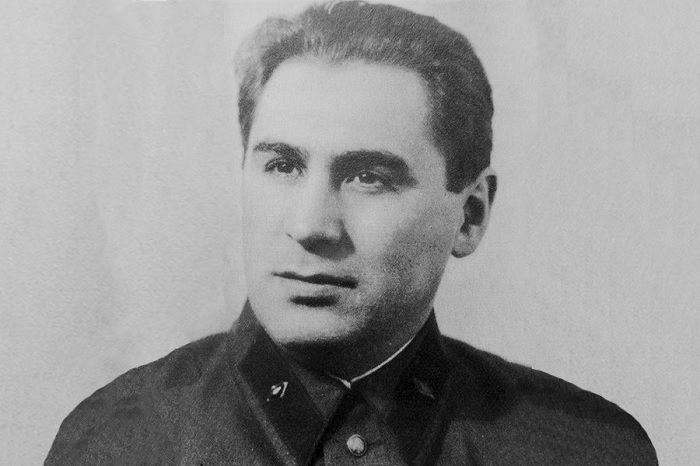 Как НКВД ликвидировал советского разведчика-предателя Георгия Агабекова