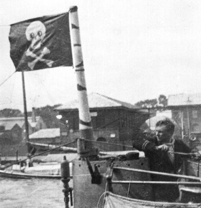 Что изображали пираты на своих флагах в прошлом