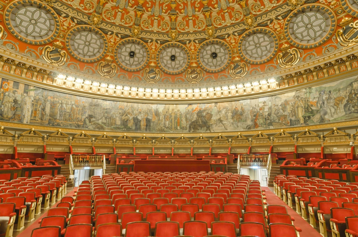 Потрясающие интерьеры оперных театров с точки зрения исполнителей