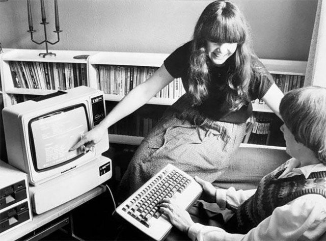 Как выглядели гики 1980-х, которые увлекались компьютерами и видеоиграми
