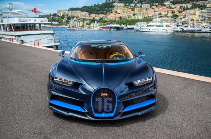 Подержанный гиперкар Bugatti Chiron продают со скидкой