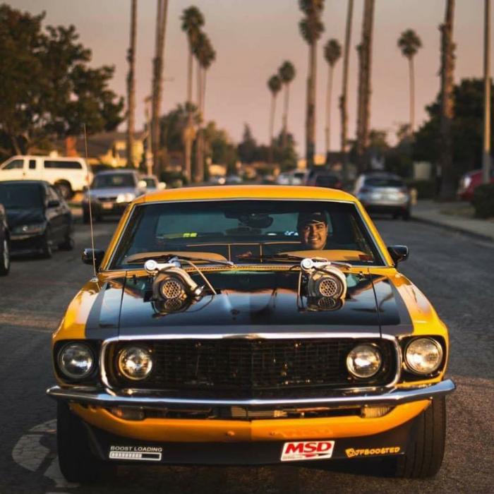 Классический Ford Mustang Twin-Turbo 1969 готов шокировать