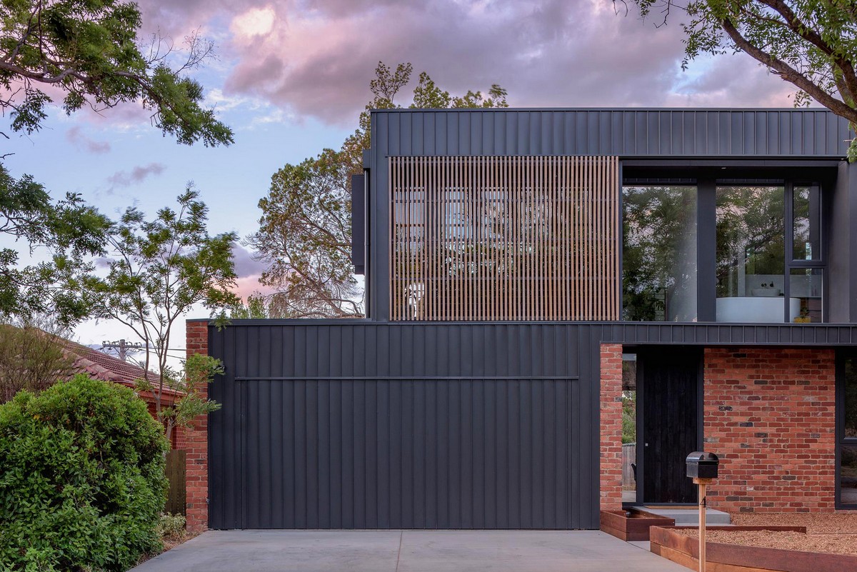 Современный двухэтажный дом в Австралии стороны, имеет, задний, обеспечивают, двухэтажный, пространство, ландшафта, которая, обеспечивает, конфиденциальность, которые, комната, Новый, южной, внутренние, демонстрирующий, игривости, комнаты, Крыша, вдоль