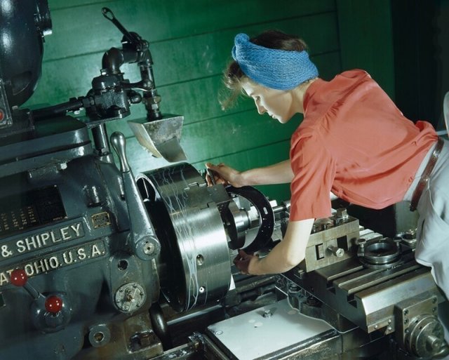 Индустриальные снимки из США 1940-х годов в цвете