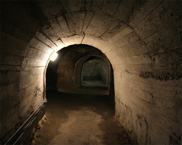 Подземные катакомбы, поражающие своими размерами