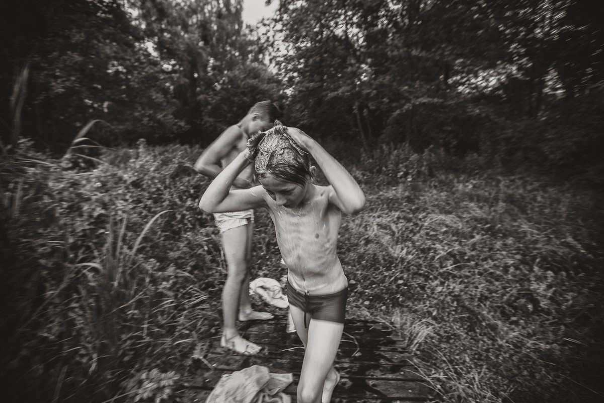 Беззаботное детство на черно-белых снимках Изабелы Урбаниак