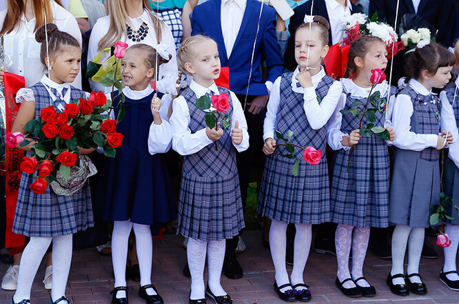 Как менялась школьная форма в России за последние 100 лет