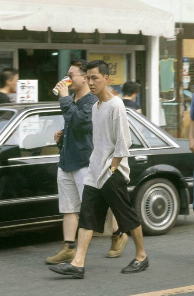 Корейская уличная мода из 1990-х на снимках