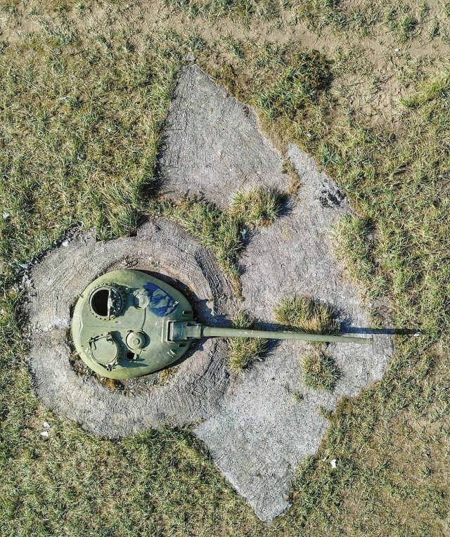 Кладбища советской военной техники