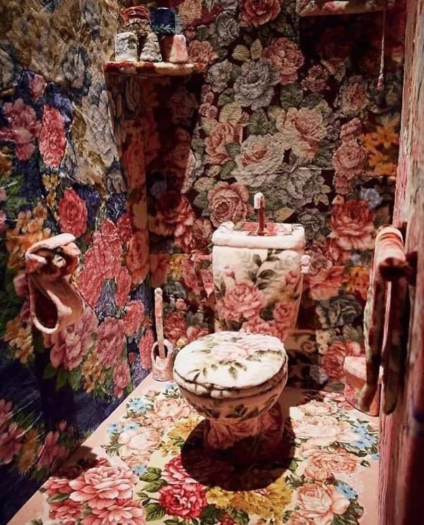 Дизайн этих туалетов вызывает много вопросов
