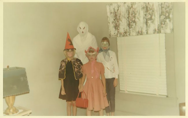 Хэллоуинские костюмы для детей из прошлого