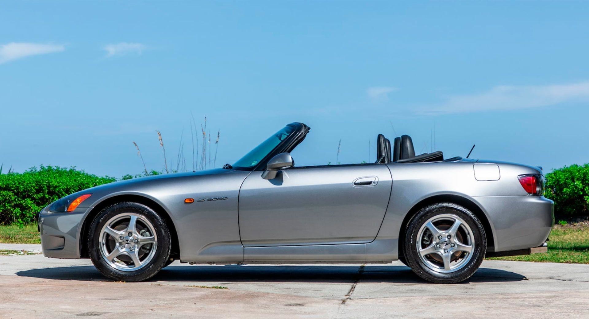 Новая Honda S2000 с минимальным пробегом