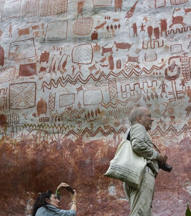 В Колумбии нашли 13-километровую стену из древних рисунков