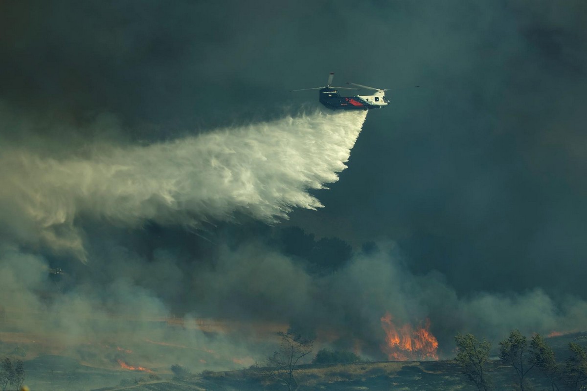 Пожар в каньоне Сильверадо в Калифорнии