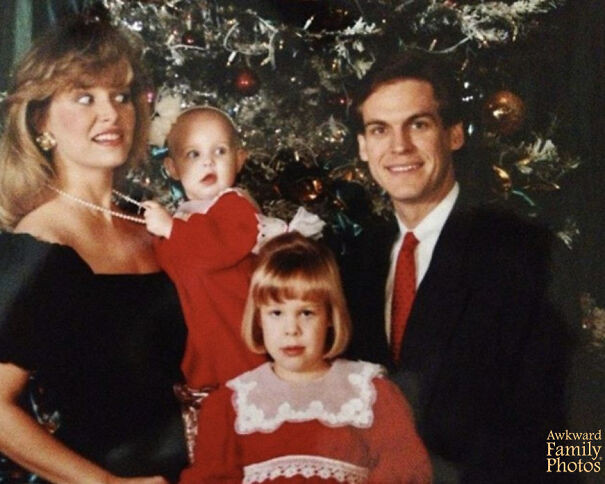 Странные рождественские снимки из семейных альбомов